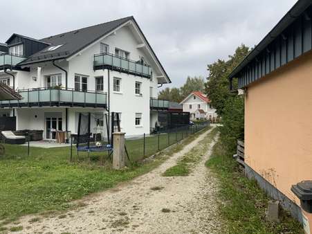 Zufahrt - Grundstück in 85664 Hohenlinden mit 615m² kaufen