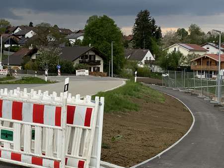 Ortsrandlage - Grundstück in 84424 Isen mit 3400m² kaufen