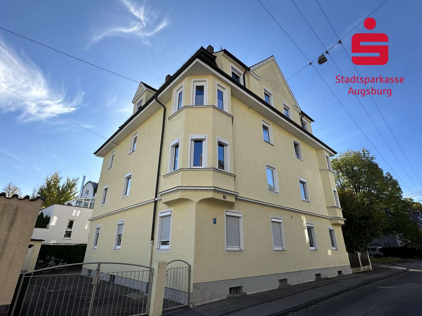 Außenansicht - Etagenwohnung in 86157 Augsburg mit 77m² kaufen