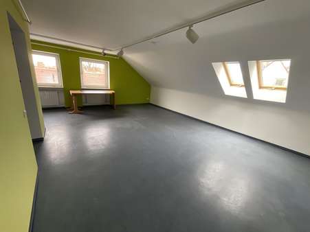 Wohnraum - Etagenwohnung in 86152 Augsburg mit 44m² kaufen