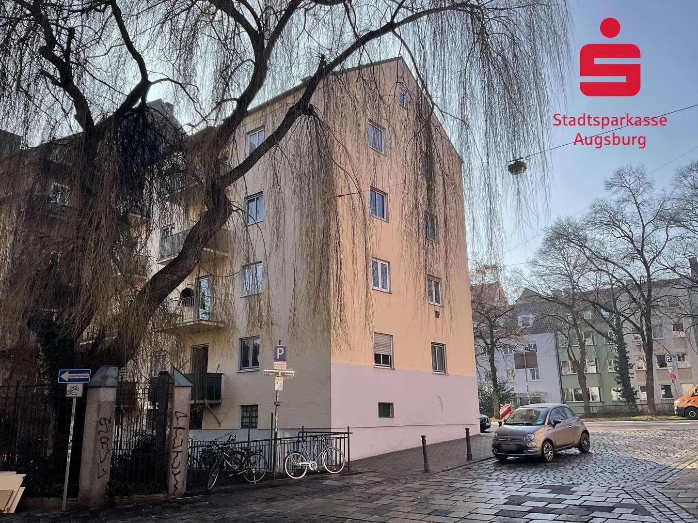 Hausansicht - Etagenwohnung in 86152 Augsburg mit 49m² kaufen