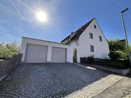 Außenansciht - Zweifamilienhaus in 86573 Obergriesbach mit 185m² kaufen
