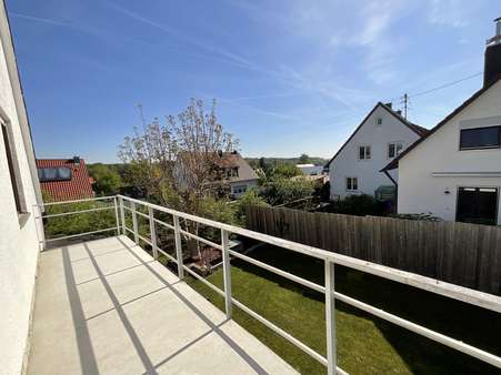 Ostbalkon - Zweifamilienhaus in 86573 Obergriesbach mit 185m² kaufen