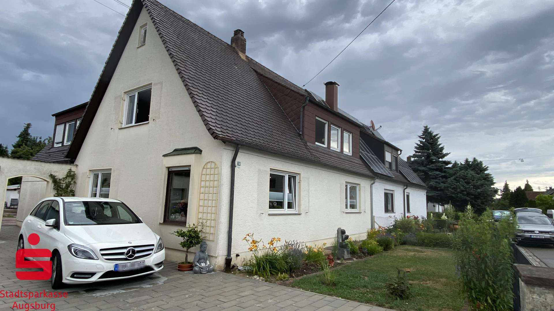 Außenansicht - Dachgeschosswohnung in 86156 Augsburg mit 89m² mieten