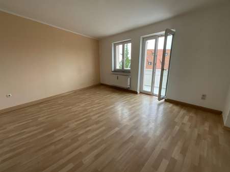 Wohnzimmer - Mehrfamilienhaus in 86179 Augsburg mit 827m² als Kapitalanlage kaufen