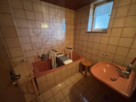 Badezimmer - Einfamilienhaus in 86441 Zusmarshausen mit 150m² kaufen