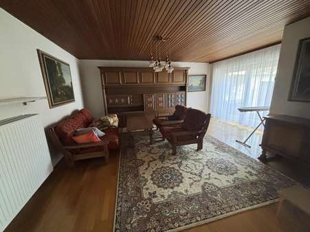 Wohnzimmer - Einfamilienhaus in 86441 Zusmarshausen mit 150m² kaufen
