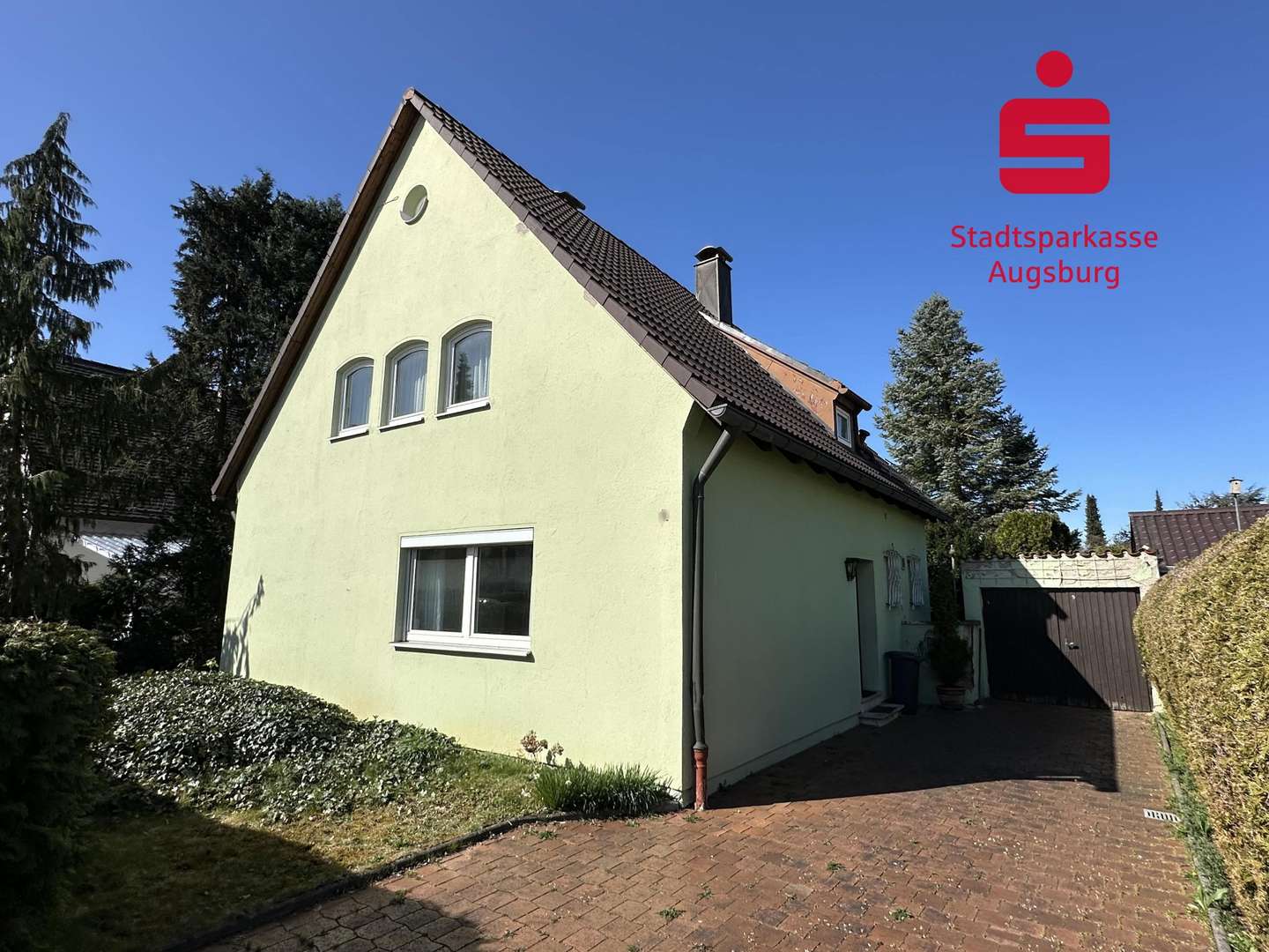 Hausansicht - Einfamilienhaus in 86179 Augsburg mit 140m² kaufen
