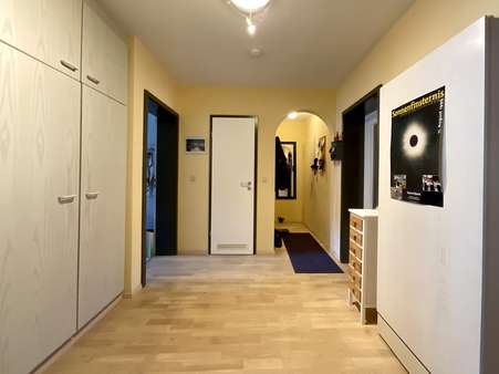 Diele - Etagenwohnung in 86153 Augsburg mit 75m² kaufen