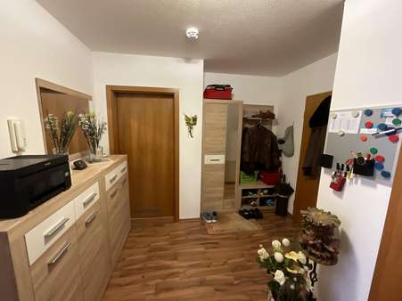 Diele - Erdgeschosswohnung in 86438 Kissing mit 63m² kaufen