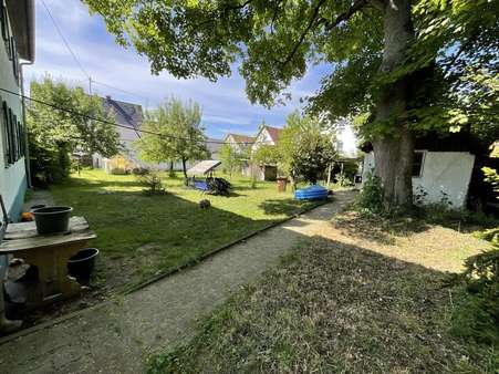 Garten Garten - Zweifamilienhaus in 86695 Nordendorf mit 176m² kaufen