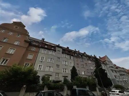 3-Zi.-Dachgeschoss-Wohnung in toller Lage