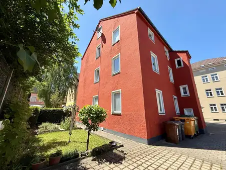 Mehrfamilienhaus mit Gewerbe - voll vermietet