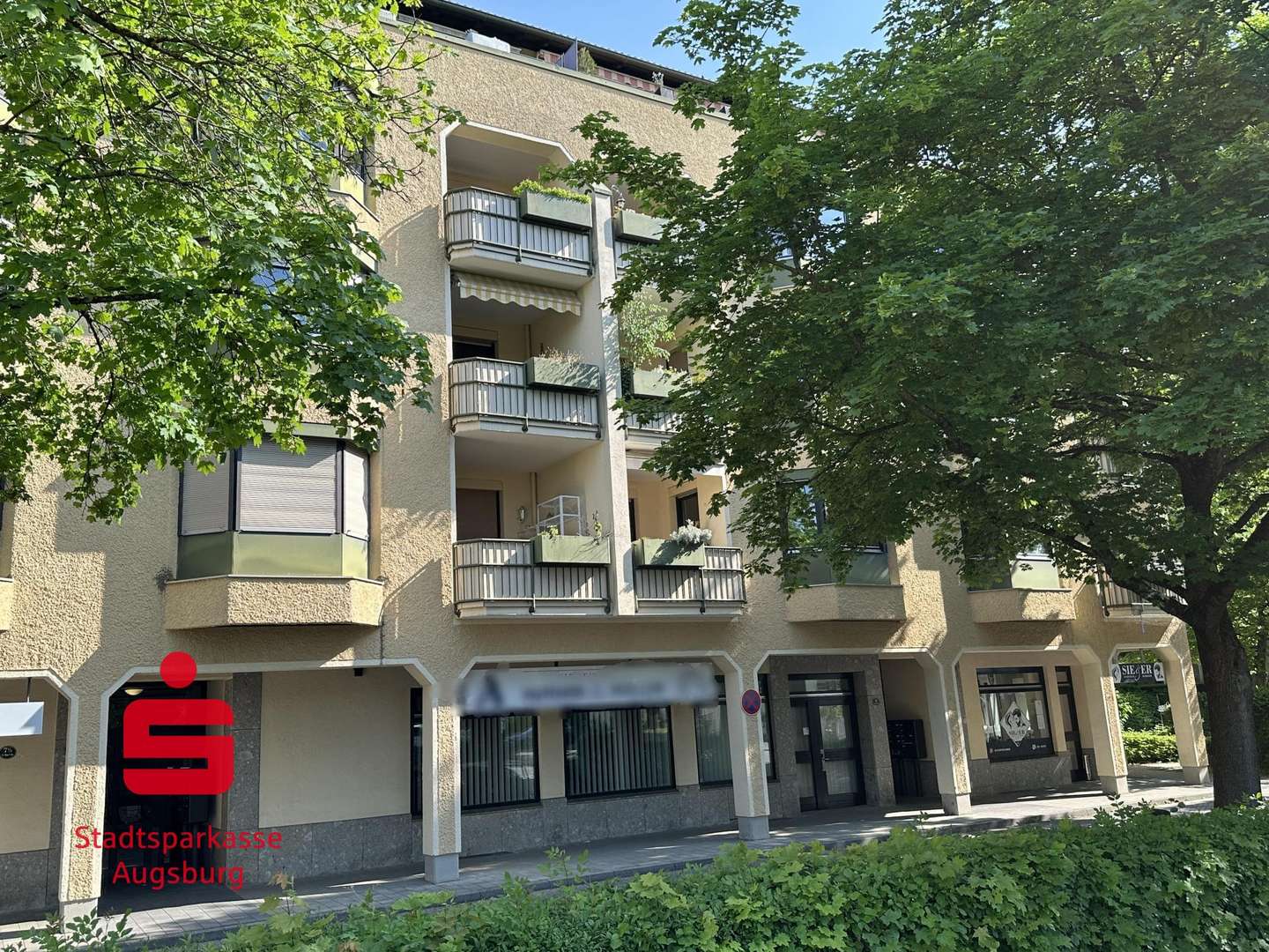 Außenansicht Außenansicht - Etagenwohnung in 86199 Augsburg mit 88m² kaufen