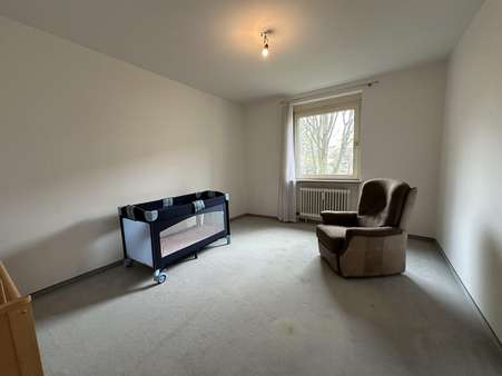 Zimmer Zimmer - Etagenwohnung in 86199 Augsburg mit 88m² kaufen