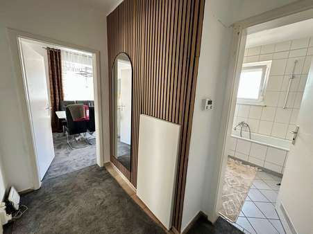 Flur - Etagenwohnung in 86159 Augsburg mit 48m² kaufen