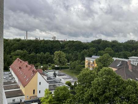 Blick vom Balkon - Etagenwohnung in 86167 Augsburg mit 46m² kaufen