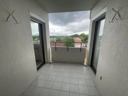 charmante 2-Zimmer-Wohnung über den Dächern von Augsburg