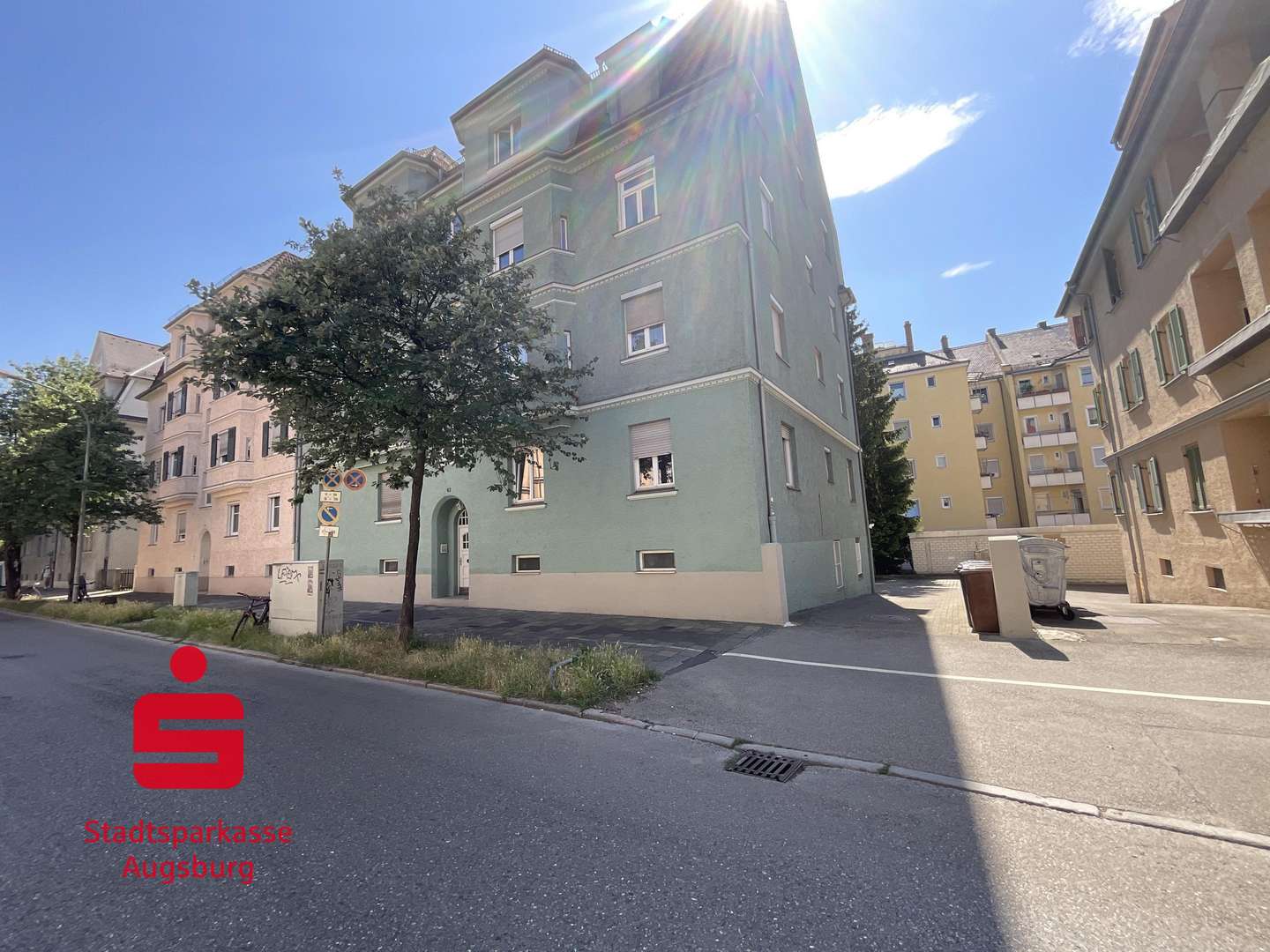 Außenansicht Außenansicht - Erdgeschosswohnung in 86150 Augsburg mit 88m² kaufen
