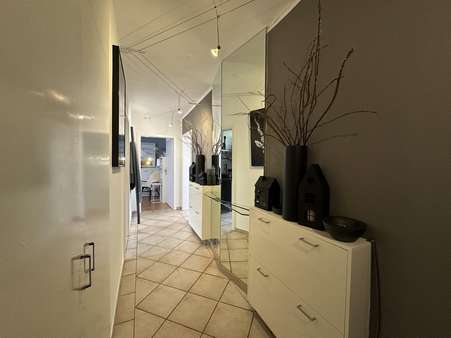 Diele Diele - Etagenwohnung in 86179 Augsburg mit 58m² kaufen