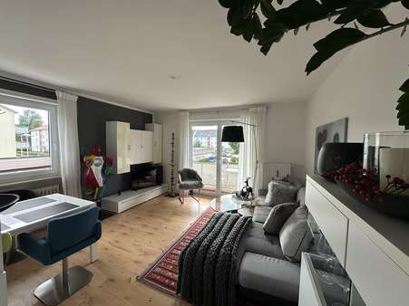 Wohnzimmer Wohnzimmer - Etagenwohnung in 86179 Augsburg mit 58m² kaufen