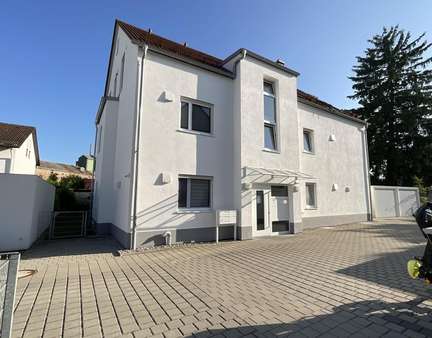 Außenansicht - Erdgeschosswohnung in 86830 Schwabmünchen mit 69m² kaufen