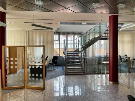 EG EG - Büro in 86165 Augsburg mit 570m² mieten