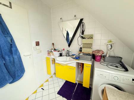 Bad Bad - Maisonette-Wohnung in 86438 Kissing mit 57m² kaufen