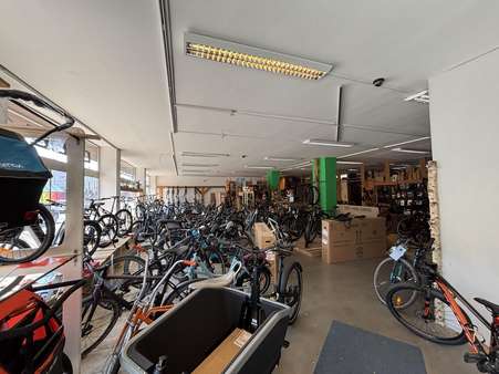 Innenansicht - Ladenlokal in 86163 Augsburg mit 330m² kaufen