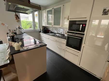 Küche - Erdgeschosswohnung in 86150 Augsburg mit 87m² kaufen