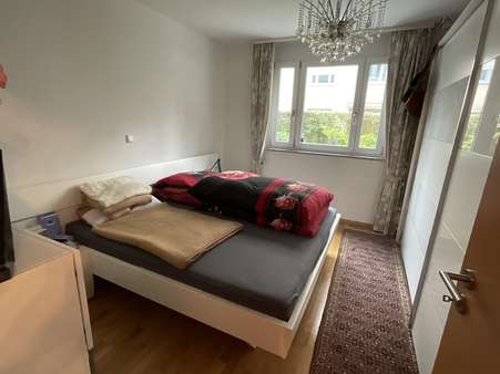 Schlafzimmer - Erdgeschosswohnung in 86150 Augsburg mit 87m² kaufen