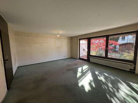 Wohnzimmer - Reiheneckhaus in 86179 Augsburg mit 160m² kaufen