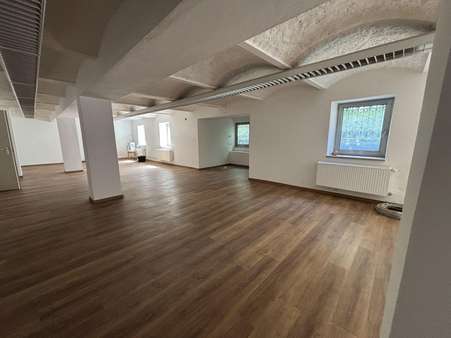 Bürofläche - Büro in 86150 Augsburg mit 1000m² mieten