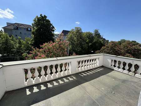 Dachterrasse - Büro in 86150 Augsburg mit 1000m² mieten