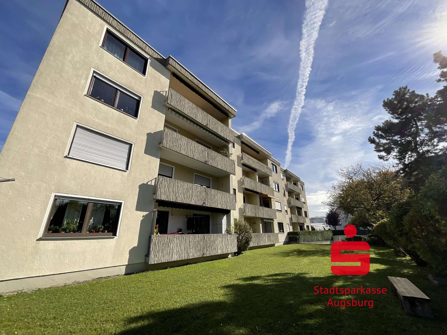 Außenansicht - Etagenwohnung in 86165 Augsburg mit 76m² kaufen