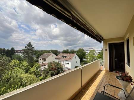 Balkon - Etagenwohnung in 86165 Augsburg mit 76m² kaufen