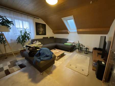 Wohnzimmer Wohnung 2 - Dachgeschosswohnung in 86415 Mering mit 96m² kaufen