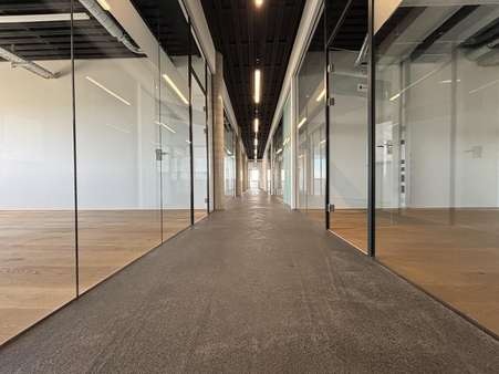 Flur Flur - Büro in 86368 Gersthofen mit 999m² mieten