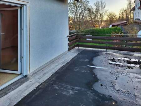 Balkon im Obergeschoss - Doppelhaushälfte in 86551 Aichach mit 101m² kaufen