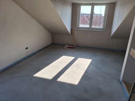 Studio im Dachgeschoss - Reiheneckhaus in 86444 Affing mit 118m² kaufen