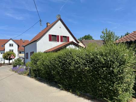 Außenansicht Außenansicht - Einfamilienhaus in 86444 Affing mit 91m² kaufen