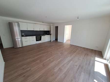 Wohn- und Essbereich - Erdgeschosswohnung in 86529 Schrobenhausen mit 84m² mieten