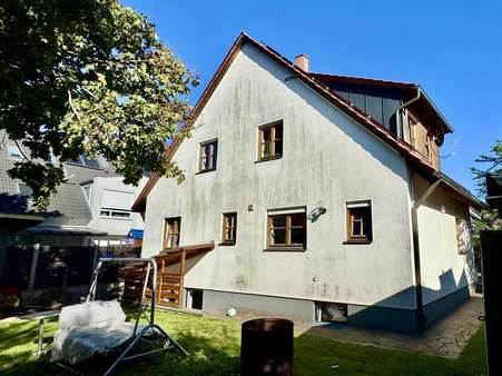 Ansicht von Westen - Einfamilienhaus in 86551 Aichach mit 136m² kaufen