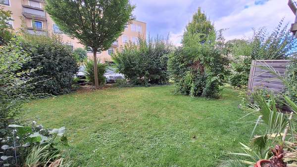 Gartenanlage - Erdgeschosswohnung in 86551 Aichach mit 84m² kaufen
