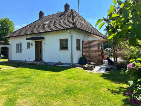 Außenansicht - Einfamilienhaus in 89343 Jettingen-Scheppach mit 120m² kaufen