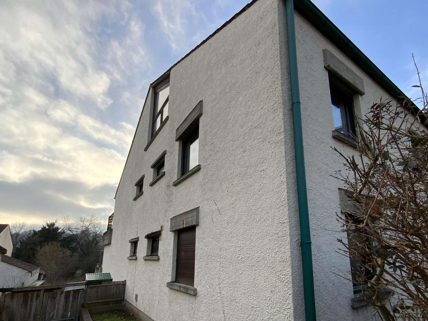 Hausansicht - Maisonette-Wohnung in 85072 Eichstätt mit 87m² kaufen