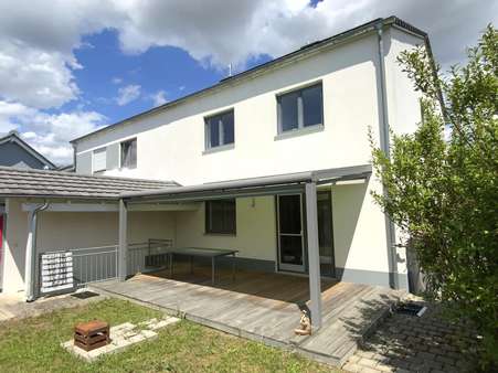 Terrassenseite Terrassenseite - Doppelhaushälfte in 85092 Kösching mit 123m² kaufen