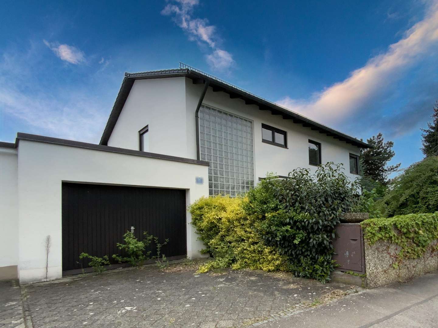 Hausansicht Hausansicht - Einfamilienhaus in 85053 Ingolstadt mit 192m² kaufen