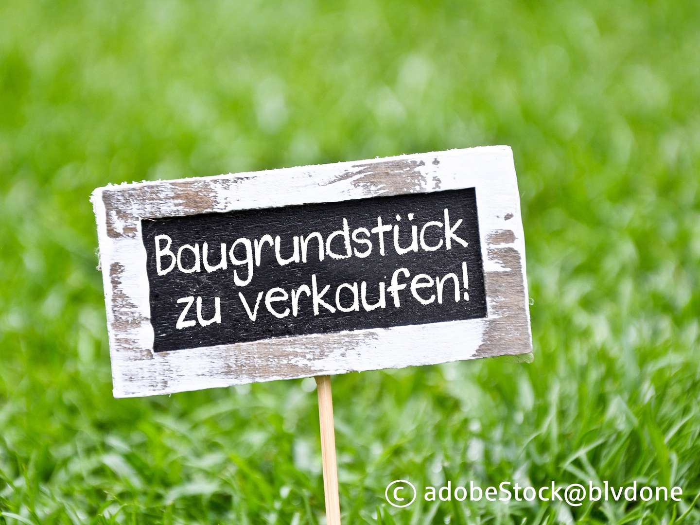 © adobeStock@blvdone - Grundstück in 85104 Pförring mit 999m² kaufen