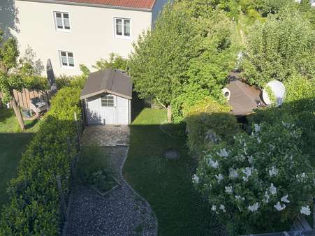 Blick in den Garten - Reihenmittelhaus in 85072 Eichstätt mit 123m² kaufen